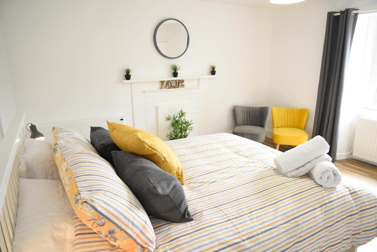 Lower Flat Hillhouse *